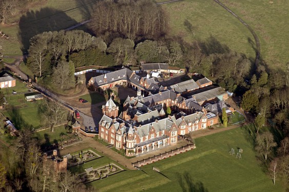 Bulstrode-Park-Hotel-Refurbishment-Aerial-Photo.jpg